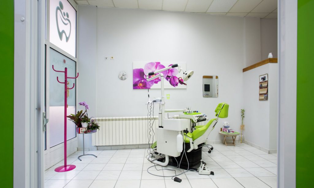 Stomatološka ordinacija Novi Sad - Maya Dental Office